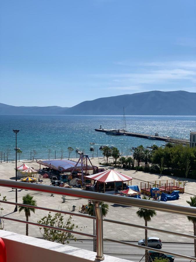 Pearl Seaview Apartment Vlorë Buitenkant foto
